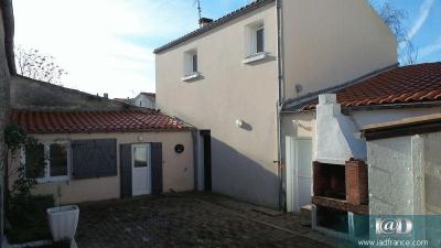 Photo de l'annonce nº 110795443. Maison à vendre sur Dompierre-sur-Mer