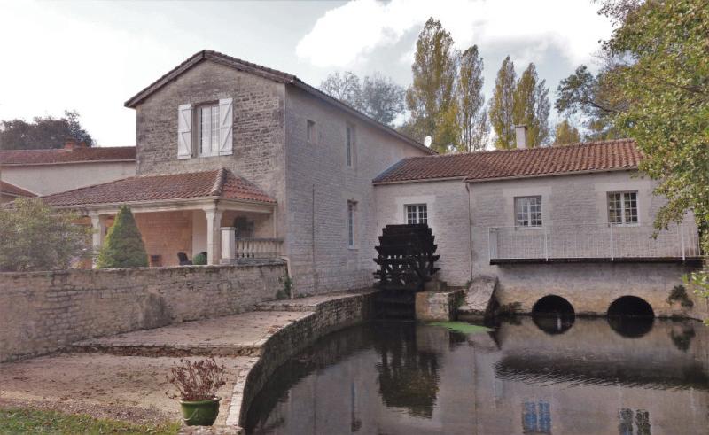 Maison à Vendre Chenon Magnifique Moulin à Eau En Pierre